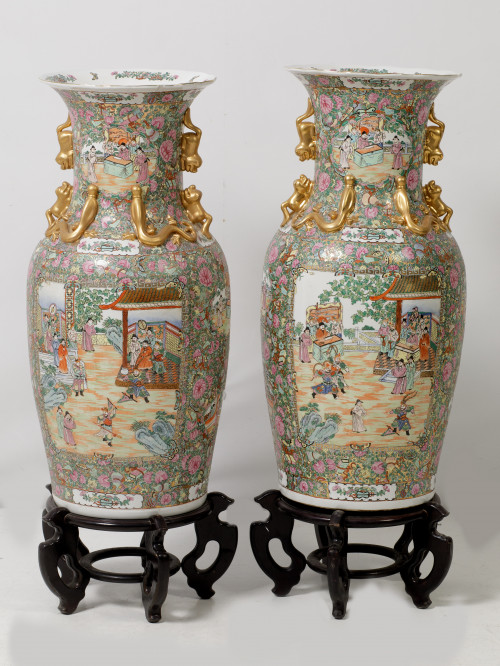 Pareja de jarrones de porcelana, Familia Rosa, Cantón, Chin