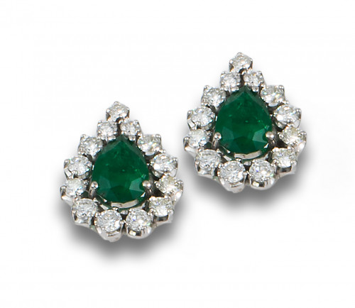 PENDIENTES DE ESMERALDAS Y DIAMANTES