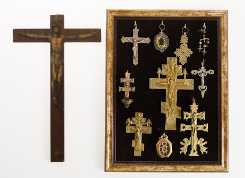 Lote de cruces metal