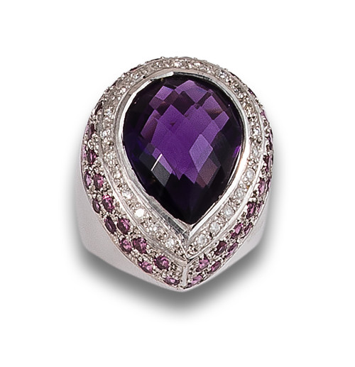 WHITE GOLD RING WITH AMETHYST AND FRENCH ROSES