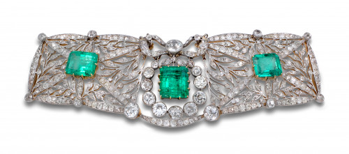 BANDEAU, CA. 1905, DE DIAMANTES Y ESMERALDAS EN MONTURA DE 