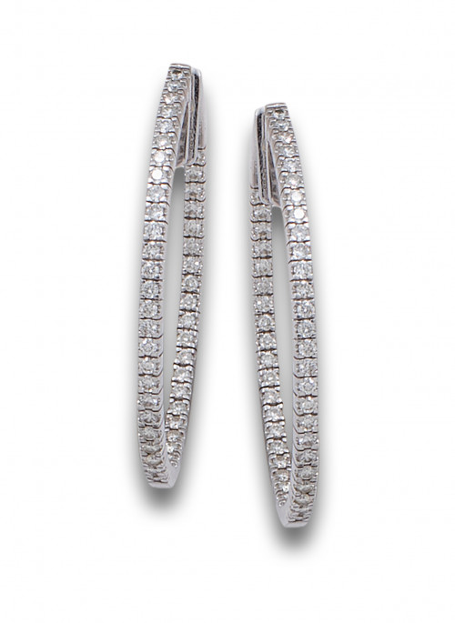 PENDIENTES CRIOLLAS OVALES IN & OUT DE DIAMANTES, EN ORO BL