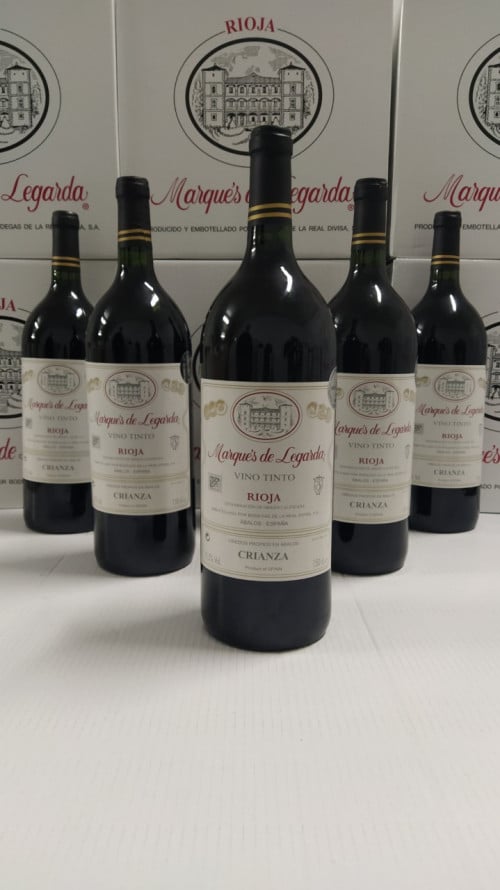 6 botellas magnum (1,5 litros) de Marqués de Legarda Crianz