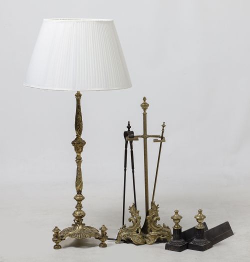 Table lamp following old models of the 20th century