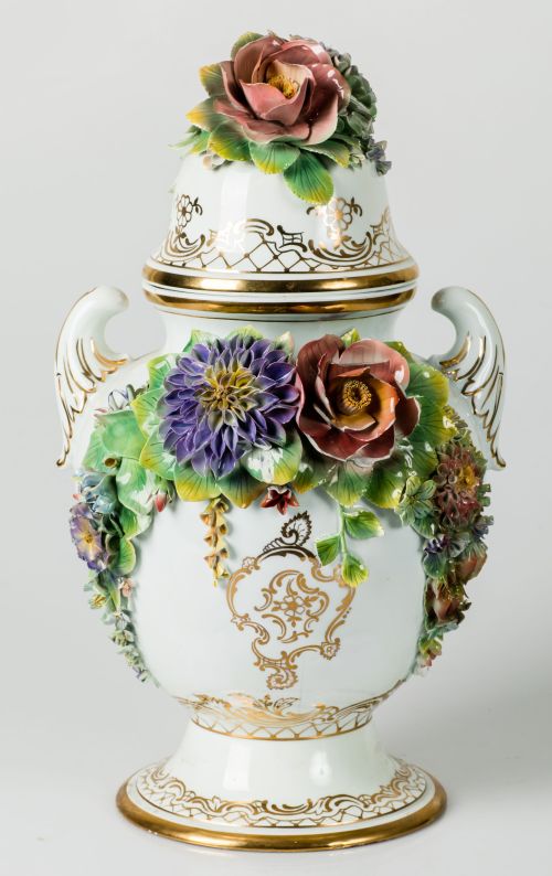 Vase with porcelain lid following German models, 20th centu