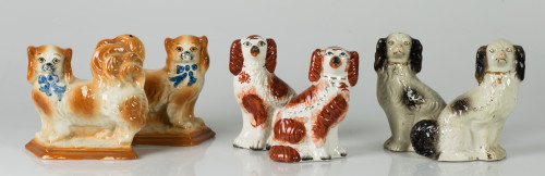 " Perros Spaniel", pareja de figuras de loza esmaltada en r