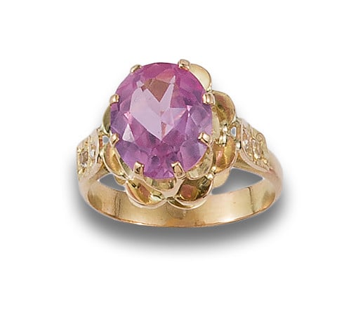 RING, OLD STYLE, WITH FRENCH ROSE AND COLORLESS SAPPHIRES,