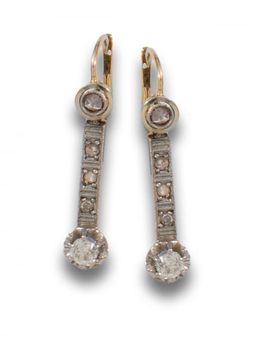 PENDIENTES EN ORO Y PLATINO CON DIAMANTES