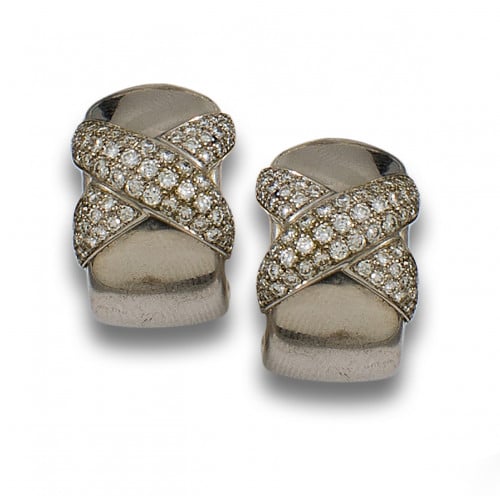 PENDIENTES GREGORY EN ORO BLANCO Y DIAMANTES