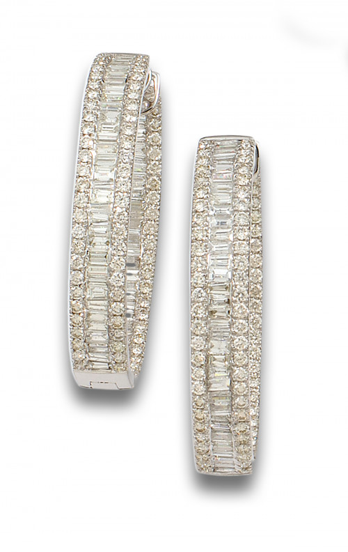 PENDIENTES CRIOLLAS "IN & OUT" DE DIAMANTES, EN ORO BLANCO