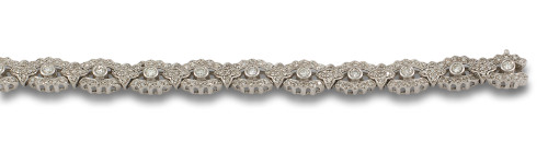 PULSERA DE DIAMANTES, EN ORO BLANCO