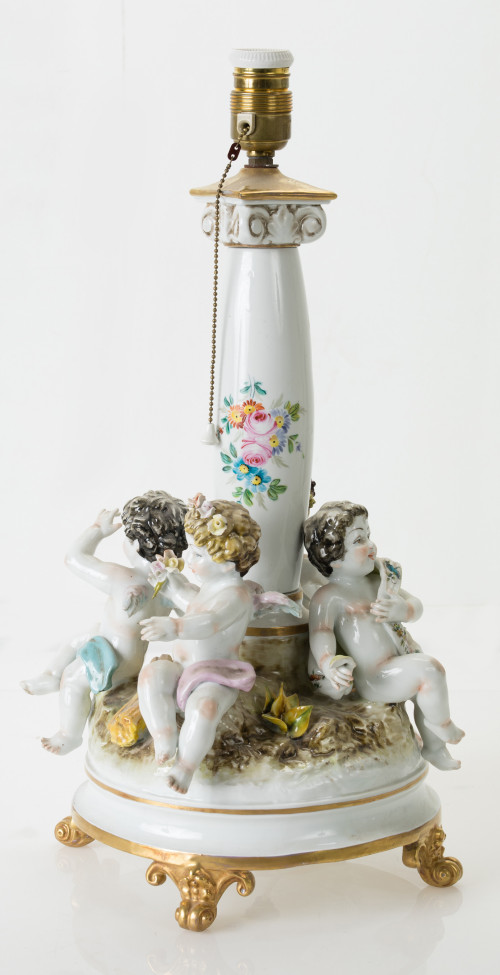 Enameled porcelain table lamp, Salvador Mallol manufacture,