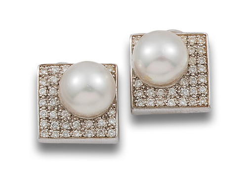 PENDIENTES EN ORO BLANCO Y DIAMANTES CON PERLAS