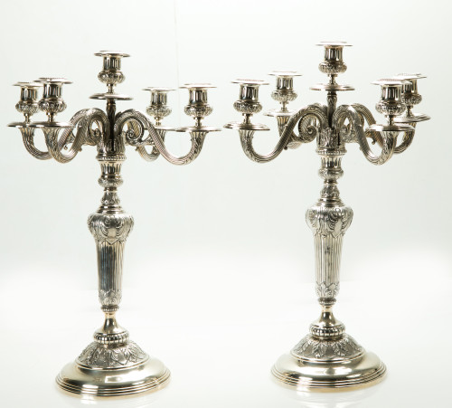 Pareja de candelabros de 5 luces de plata española, ley 916