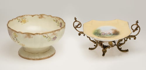 Porcelain centerpiece, England, early 20th century