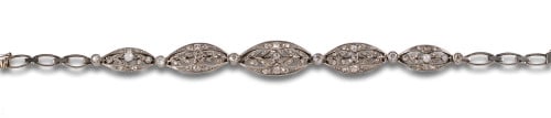 BRACELET, 1930&#39;S STYLE, WITH DIAMONDS, PEARLS AND PLATINUM