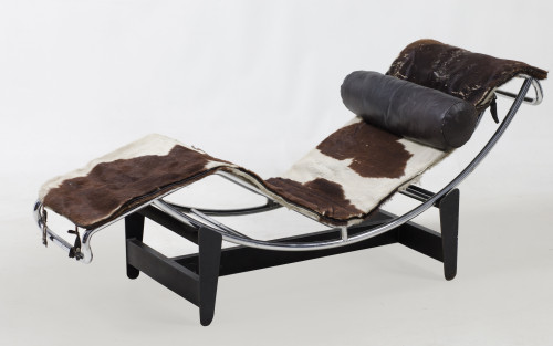 "Chaise Longue" model LC/4, design by Le Corbusier, Pierre