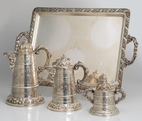 Spanish silver coffee and tea set, Law 916, 20th century