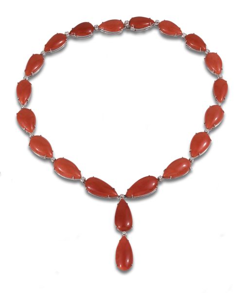 CORAL AND DIAMONDS CHOKER, IN WHITE GOLD