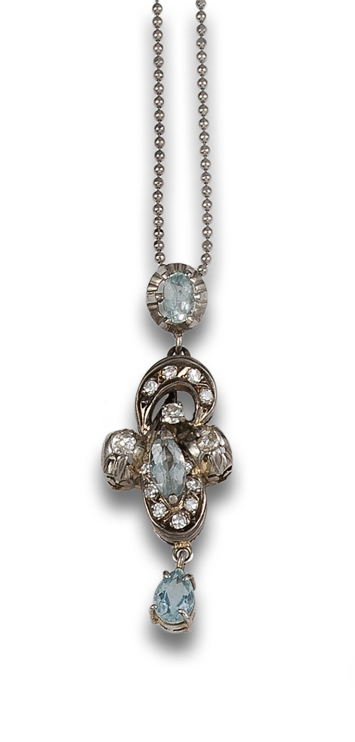 PENDANT, 20&#39;S STYLE, WITH DIAMONDS AND AQUAMARINES, IN PLAT