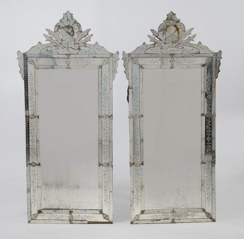 Pair of mirrors following Murano models, 20th century