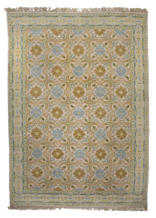 Cuenca-type hand-knotted wool rug, Gremios Foundation, 20th