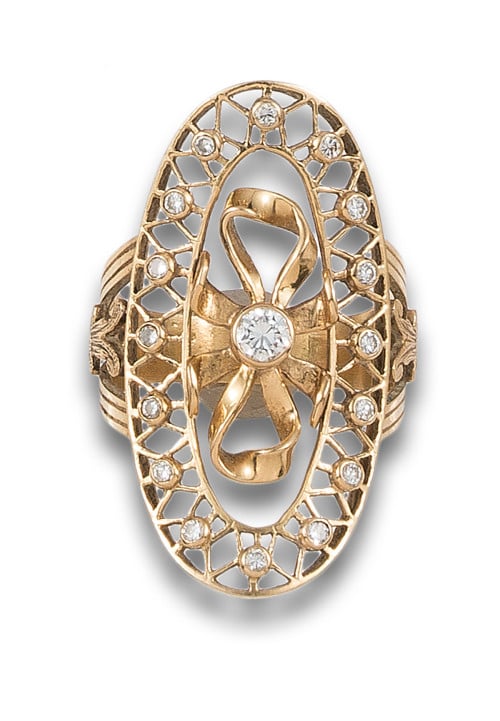 GOLD AND DIAMONDS COCKTAIL RING