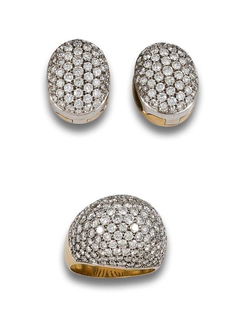 RING AND EARRINGS IN WHITE AND YELLOW GOLD WITH PAVÉ DIAMON