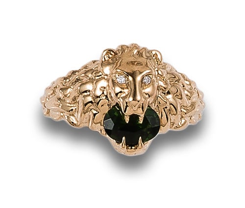 GUCCI LION&#39;S HEAD DIAMONDS RING, CHROMODIOPSIDE, IN YELLOW