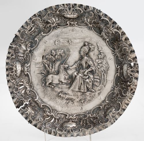 Punzoanda Portuguese silver decorative plate, following anc