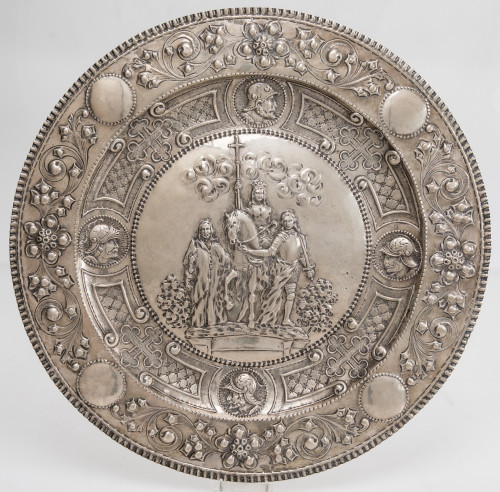 Decorative silver tray following ancient models, 19th-20th