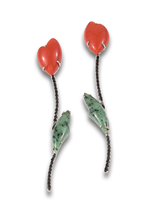 VASARI EARRINGS WITH BLACK DIAMONDS, CORAL AND NEPHRITE, IN