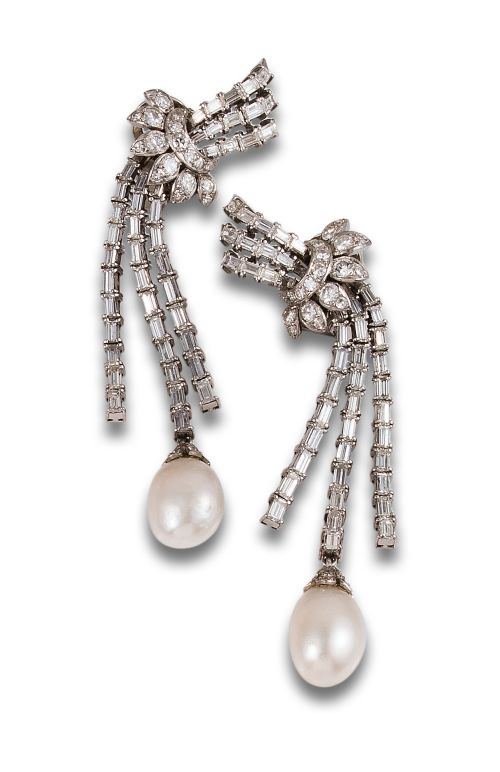 LONG EARRINGS, 60&#39;S, WITH DIAMONDS, PEARLS AND PLATINUM