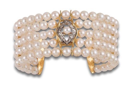 PEARL, YELLOW GOLD AND DIAMONDS BRACELET