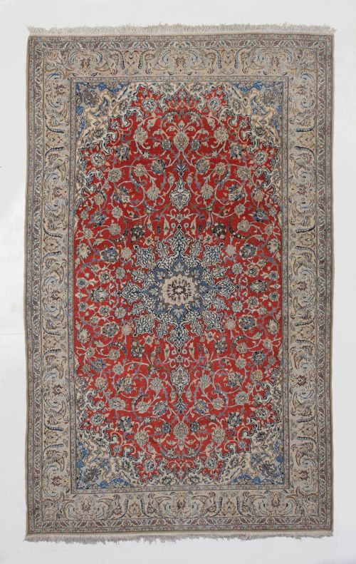 Hand-knotted wool rug, Iran, 20th century