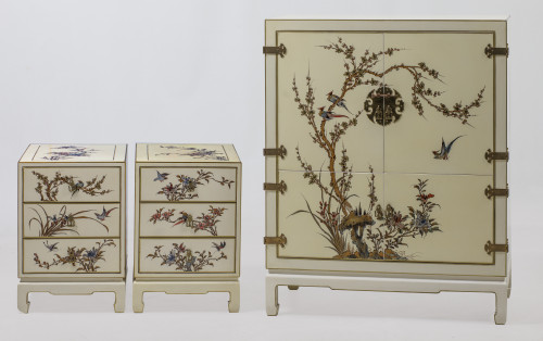 Pair of oriental style side tables, 20th century