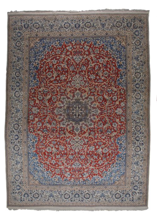 Iranian hand-knotted wool rug, 20th century