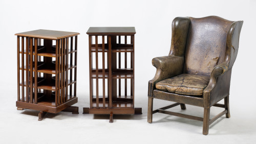 Two revolving bookcases with an English taste, 20th century