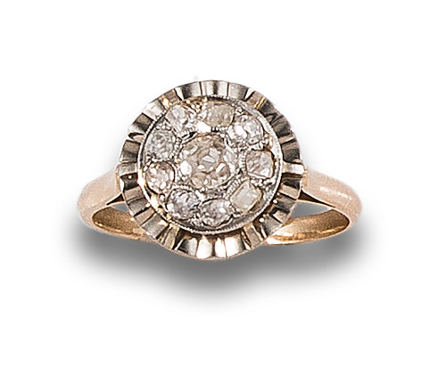 ANTIQUE DIAMOND ROSETTE RING, IN YELLOW GOLD AND PLATINUM