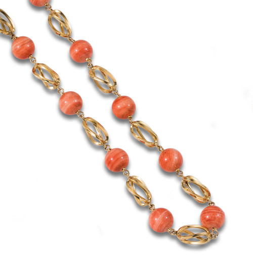 NECKLACE AND BRACELET, 1970s, GOLD AND RHODOCHROSITE BEADS