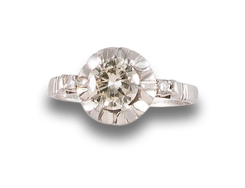 SOLITAIRE DIAMOND RING, IN PLATINUM