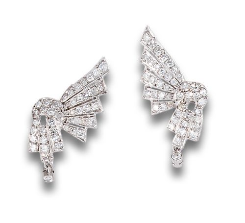 PENDIENTES EN PLATINOY DIAMANTES