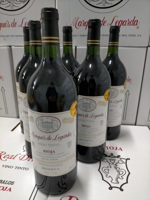 6 magnum bottles (1.5 liters) of Marques de Legarda Reserva