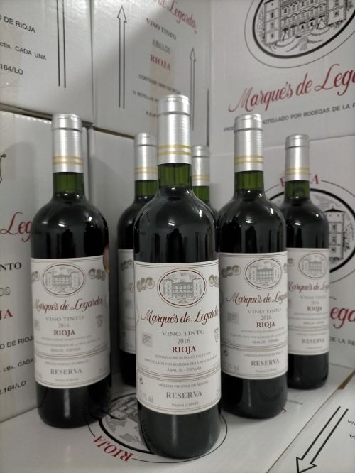 Box of 6 bottles of 0.75 liters of Marques de Legarda Reser