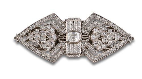 DOUBLE CLIP BROOCH IN PLATINUM WITH DIAMONDS