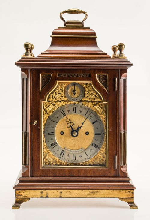 Bracket clock signed Cockburn, Richmond, England, 20th cent