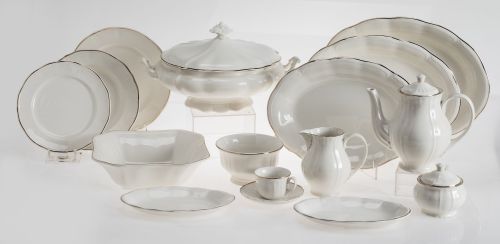 San Claudio earthenware tableware, Spain, 20th century