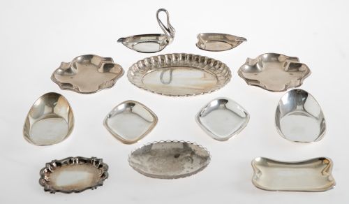 Lot of eight trays and four ashtrays in hallmarked Spanish