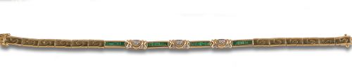 GOLD BRACELET WITH EMERALDS AND DIAMONDS