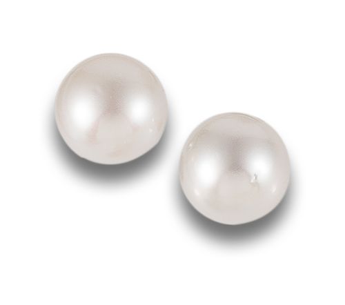 PEARL EARRINGS, IN YELLOW GOLD